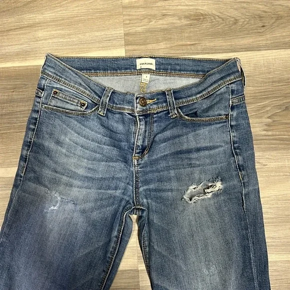 Sneak peek blue skinny jeans size  1 - Picture 5 of 10